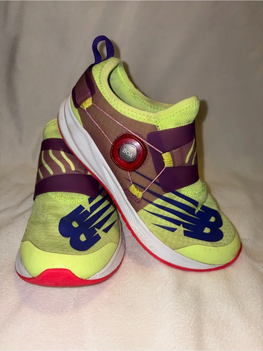 New Balance Kids Neon Yellow & Purple BOA Sneakers kid size 2